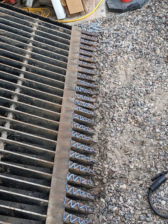 Hard-Facing, photo 13 of 15
