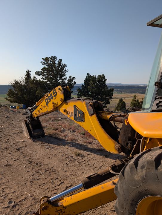 JCB backhoe boom rebuild, photo 1 of 14