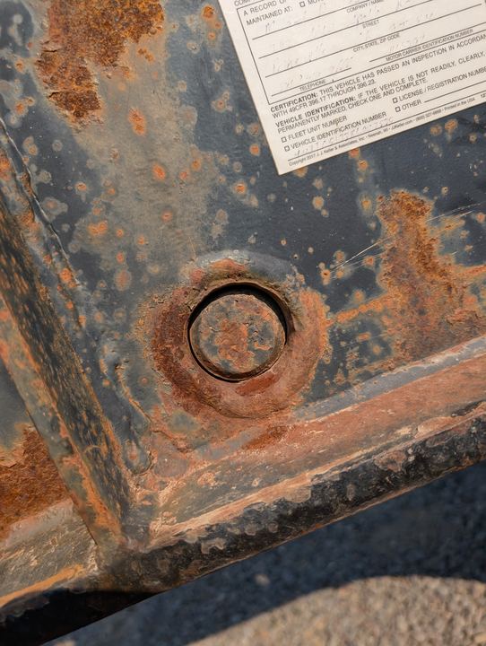 Lowboy frame jack rebuild, photo 1 of 15