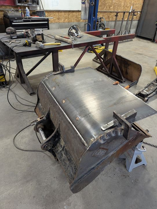 Mini ex bucket rebuild, photo 4 of 9