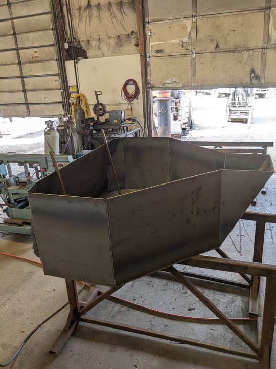 Skid steer post hole concrete bucket, photo 4 of 10