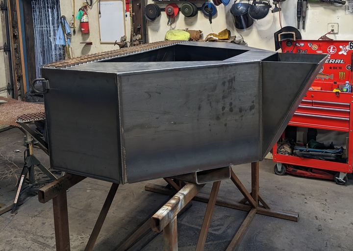 Skid steer post hole concrete bucket, photo 9 of 10